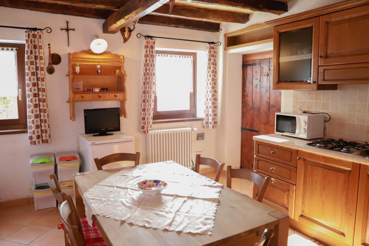 Corazzai La Casa Del Ghiro - Parco Dolomiti Bellunesi מראה חיצוני תמונה